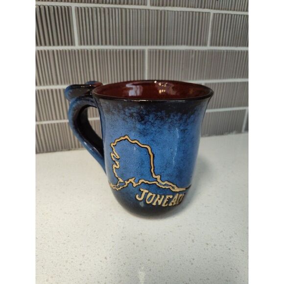 Red Dog Saloon Alaska Pottery Mug Juneau Large Amazing Scottie Dog Map of Alaska - Picture 3 of 7